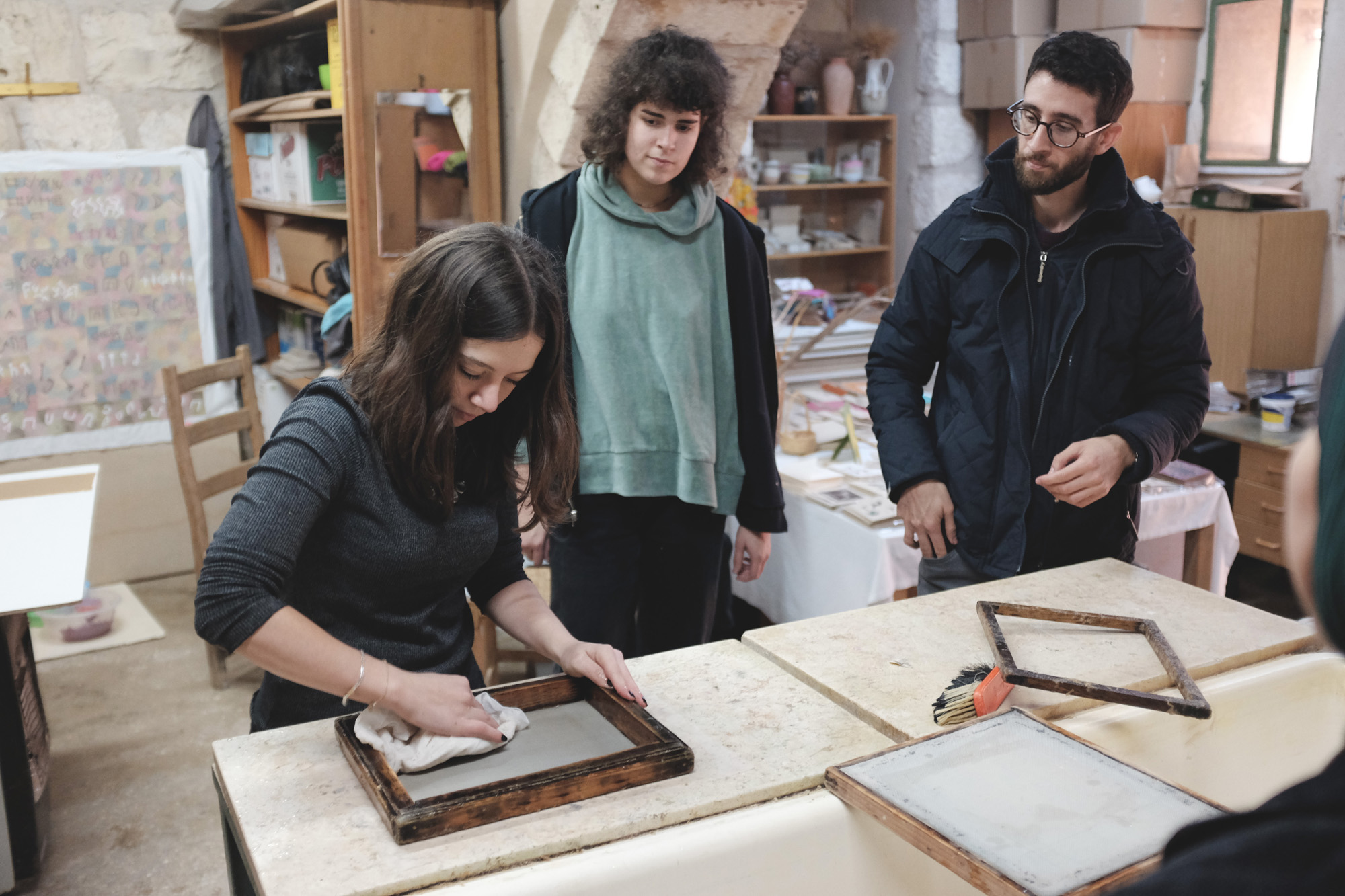 Paper-making using recycled plant materials at Iraq Al Amir