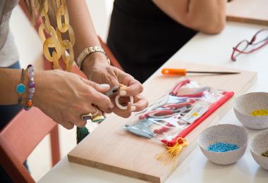 Inamullumani Jewelry Making